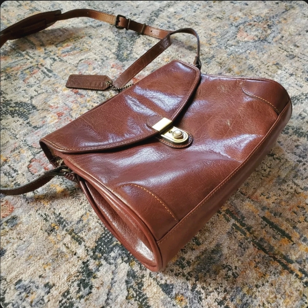 Vintage 90s Wilsons leather crossbody purse handbag medium small brown messenger